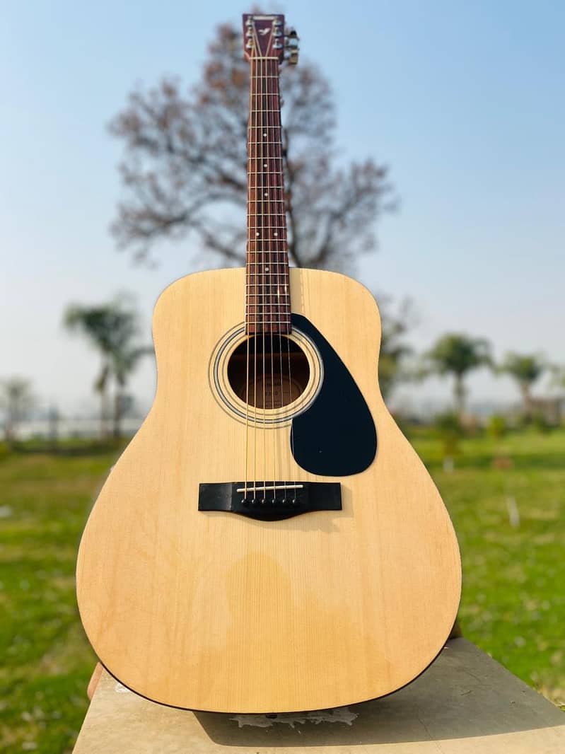 Yamaha F 310 Original Acoustic Guitar Made in Indonesia 0