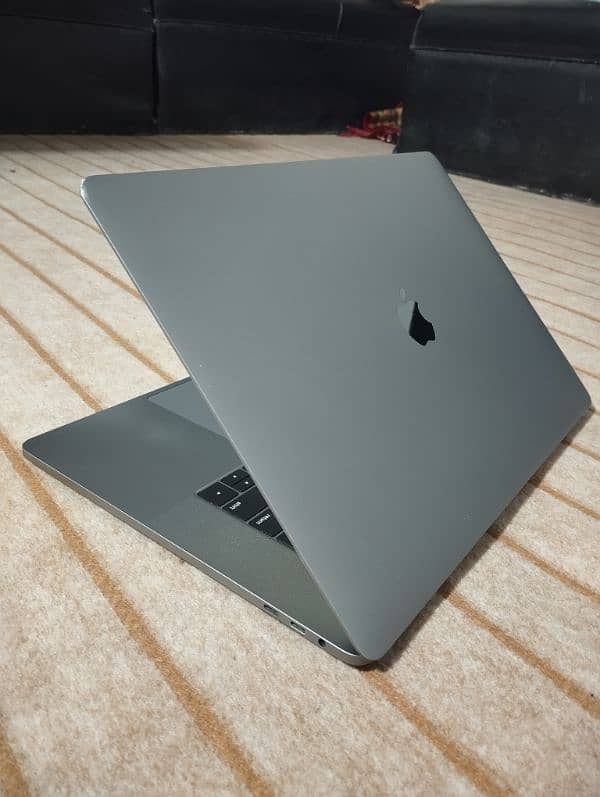 Core i9 MacBook Pro 2019 (15 inch) | 32GB RAM 3