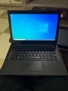 Dell laptop core i5 7th generation 8/128 No repair No paint best Cond