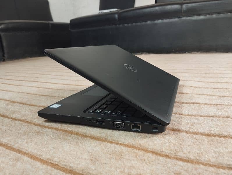 Dell 5290 (Core i5 8th Gen) 4