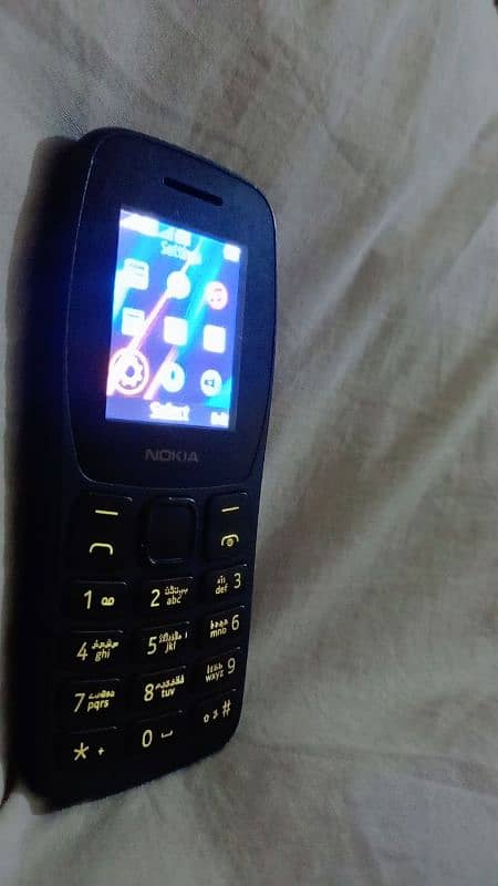 Nokia 105 plus Dual sim with multimedia apps Only Mobil ha serious cnt 3