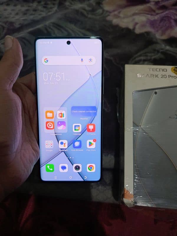 spark 20 pro Plus 1