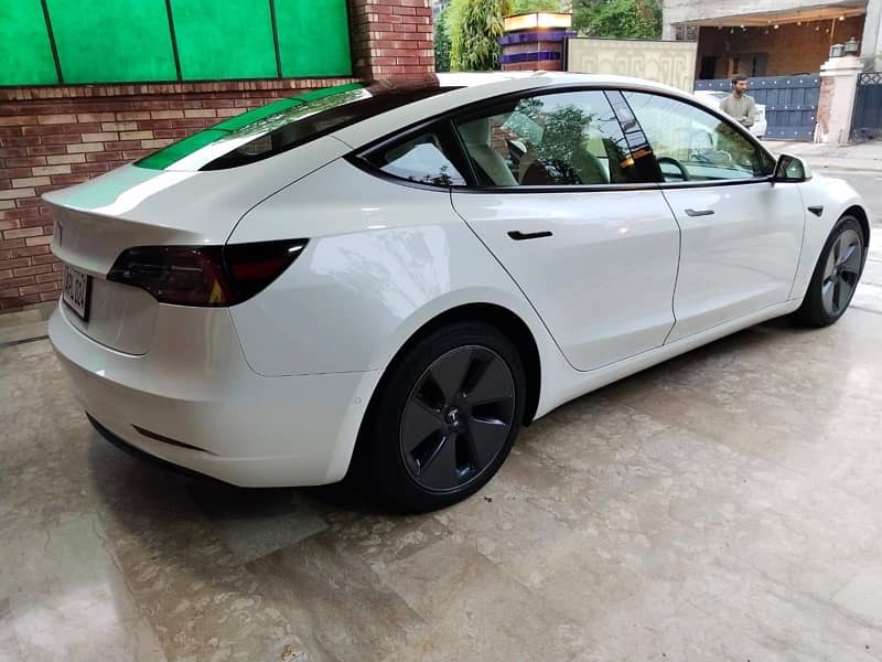 Tesla Model 3 2021 8