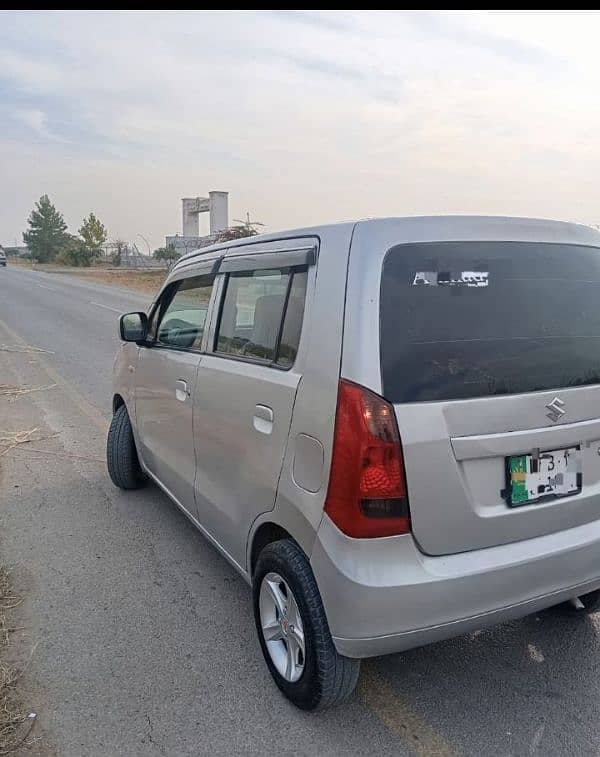 Suzuki Wagon R 2017 3