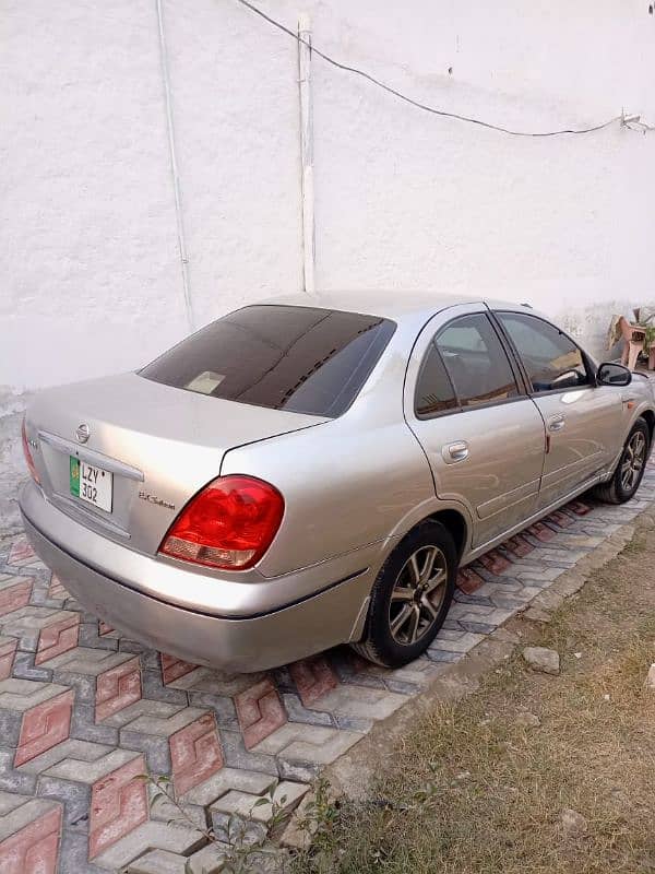 Nissan Sunny 2005 1