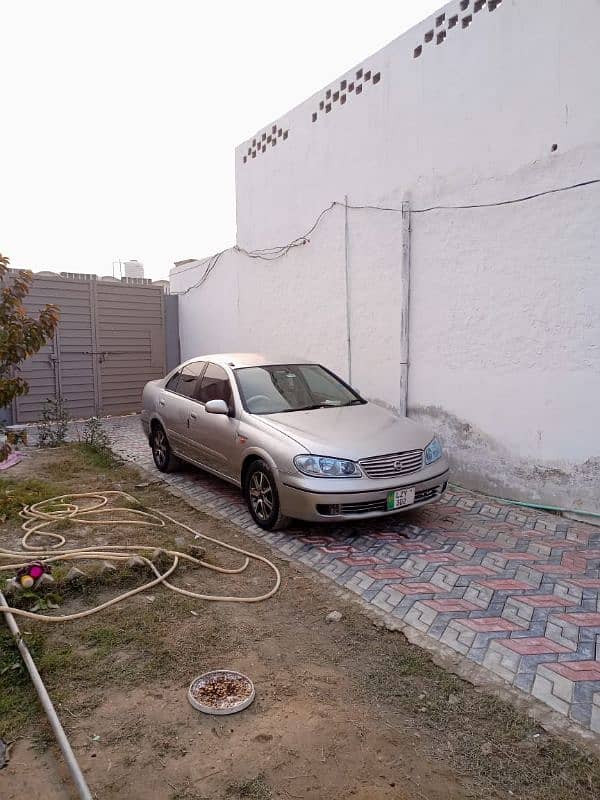 Nissan Sunny 2005 4