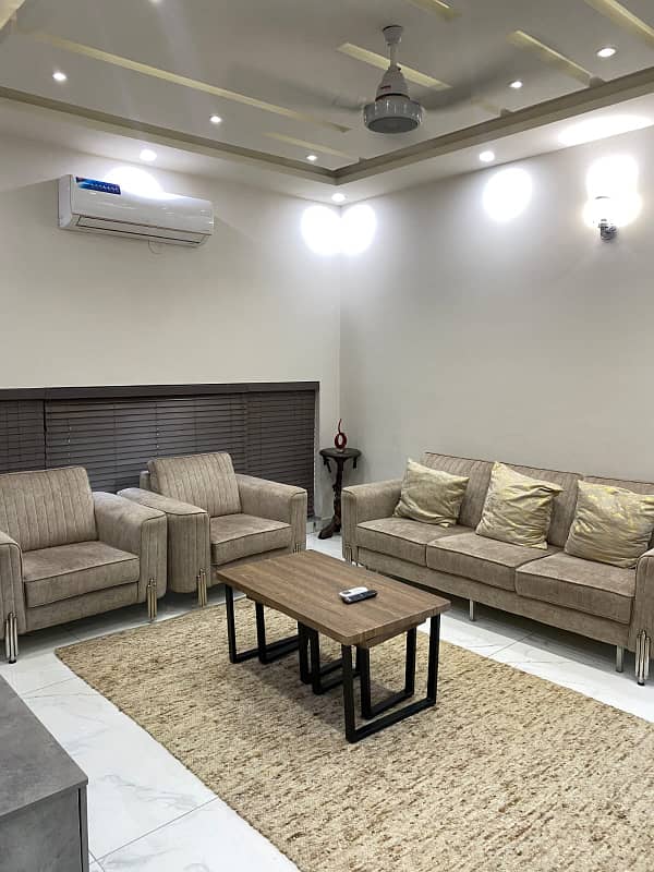 1 kanal brand fully furnished house rent in phase 5 bahria town Rawalpindi. 15