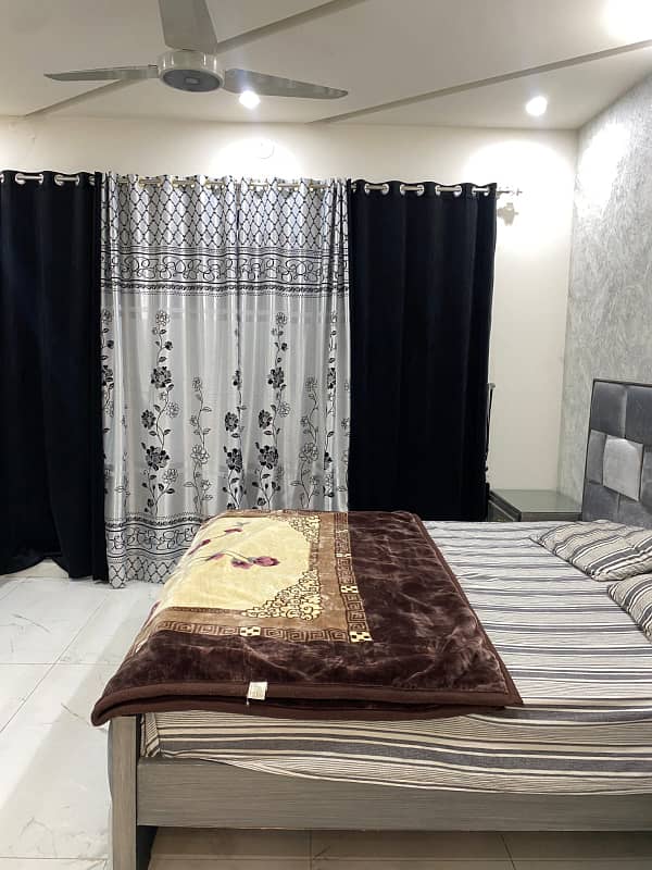 1 kanal brand fully furnished house rent in phase 5 bahria town Rawalpindi. 33