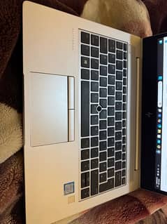 HP Elitebook 830 G5