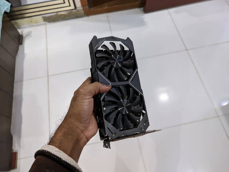 Nvidia GTX 1050 Ti - 4gb 5