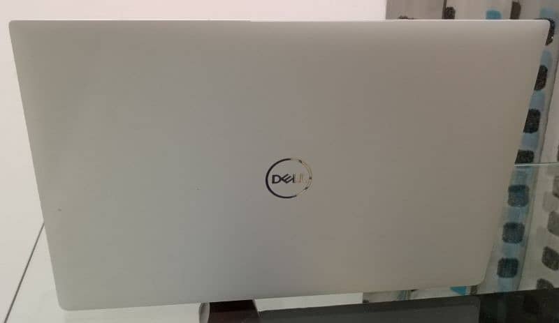 Dell Precision 5540 i7_9th Gen 16GB Ram 4GB Nvidia GDDR5 Graphics 6