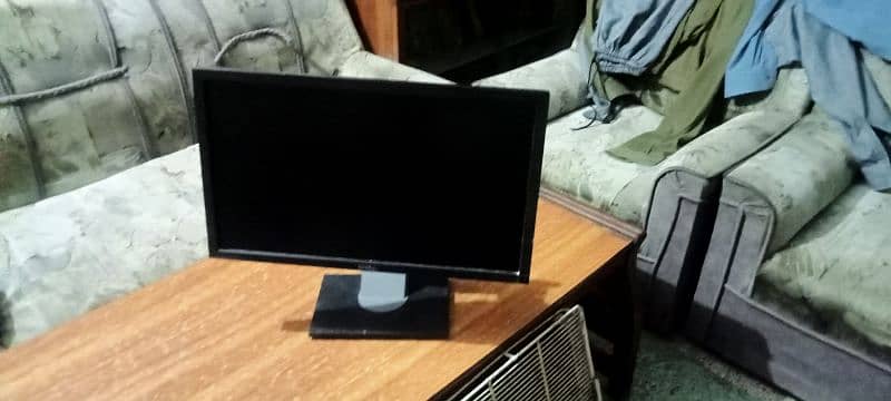 LCD monitor 22 inc 2