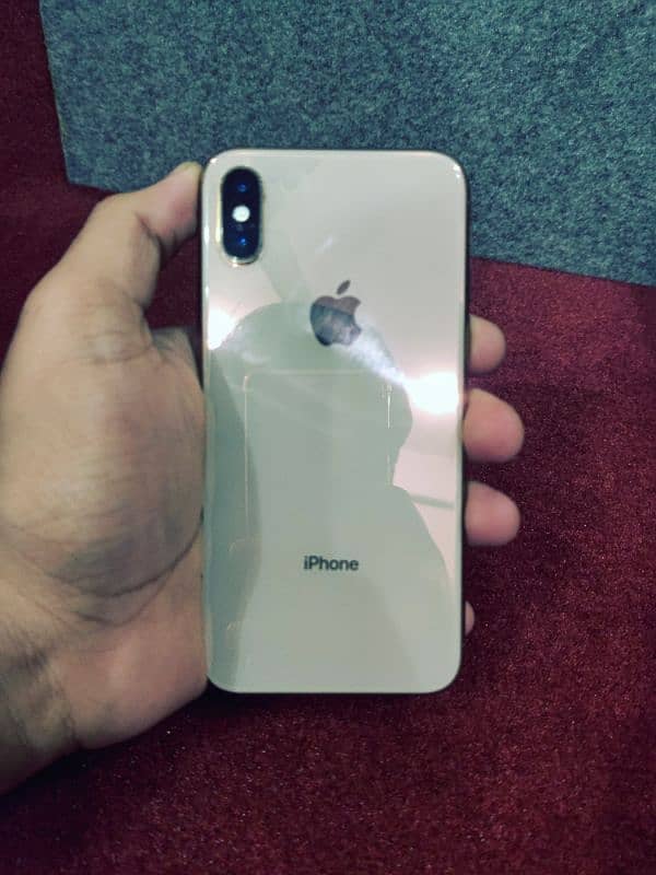 iPhone Xs 0