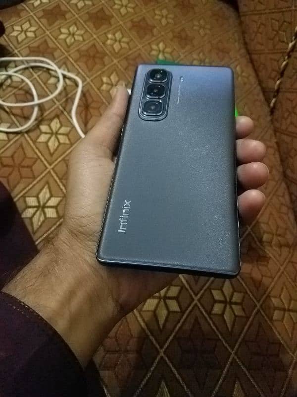 infinix hot50pro+ with all accessories 4