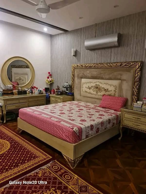 20 Marla Fully Furnished Super Hot Located Bungalow Facing Park Is Available For Rent In The Best Block Of DHA Phase 4 Lahore. 1