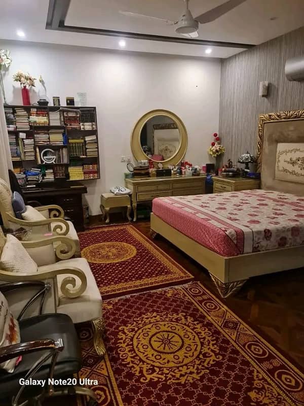 20 Marla Fully Furnished Super Hot Located Bungalow Facing Park Is Available For Rent In The Best Block Of DHA Phase 4 Lahore. 2