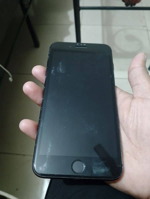 Iphone 7 plus non pta 128 Gb For Urgent Sale 1