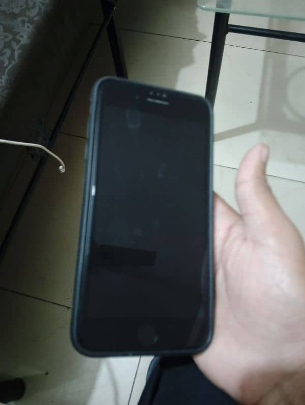 Iphone 7 plus non pta 128 Gb For Urgent Sale 3