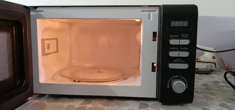 4 Different Microwave Ovens Perfect Working 14