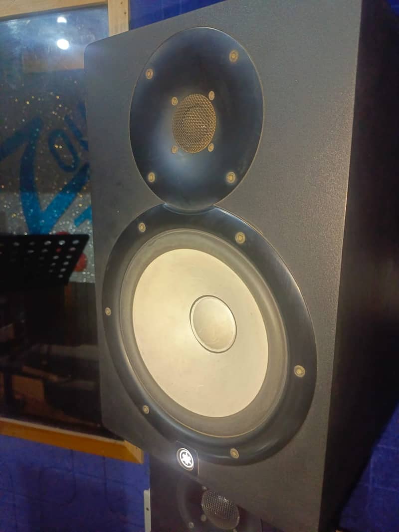 YAMAHA HS8 Monitors pair 1