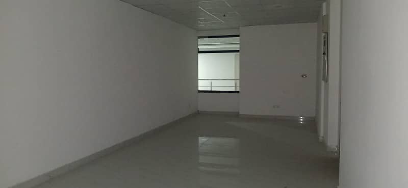 Brand New 538 Square Feet Office Available For Rent In Grand Square Mall Main Boulevard Gulberg 3 2