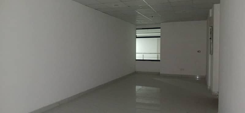 Brand New 538 Square Feet Office Available For Rent In Grand Square Mall Main Boulevard Gulberg 3 4