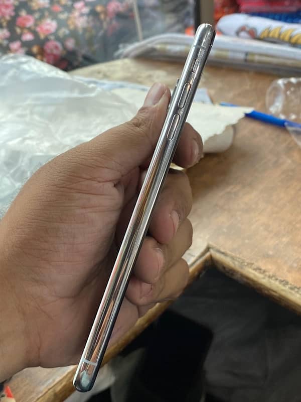 I ph xs max 512 gb battery service par ha 7