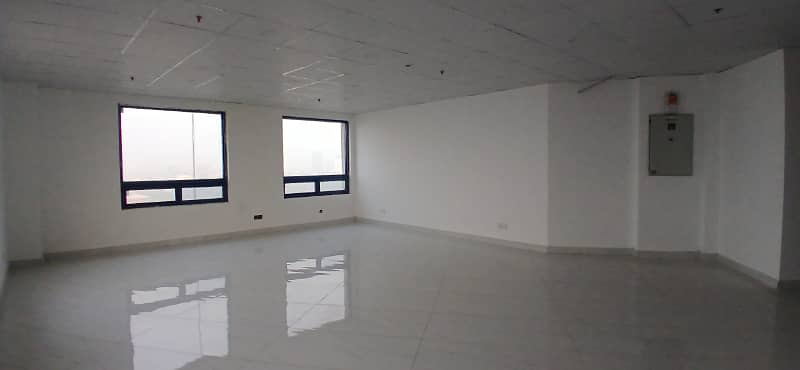 Brand New 813 Square Feet Office Available For Rent In Grand Square Mall main boulevard Gulberg 3 3