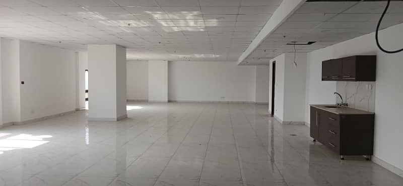 Brand New 2132 Square Feet Office Available For Rent In Grand Square Mall main boulevard Gulberg 3 9