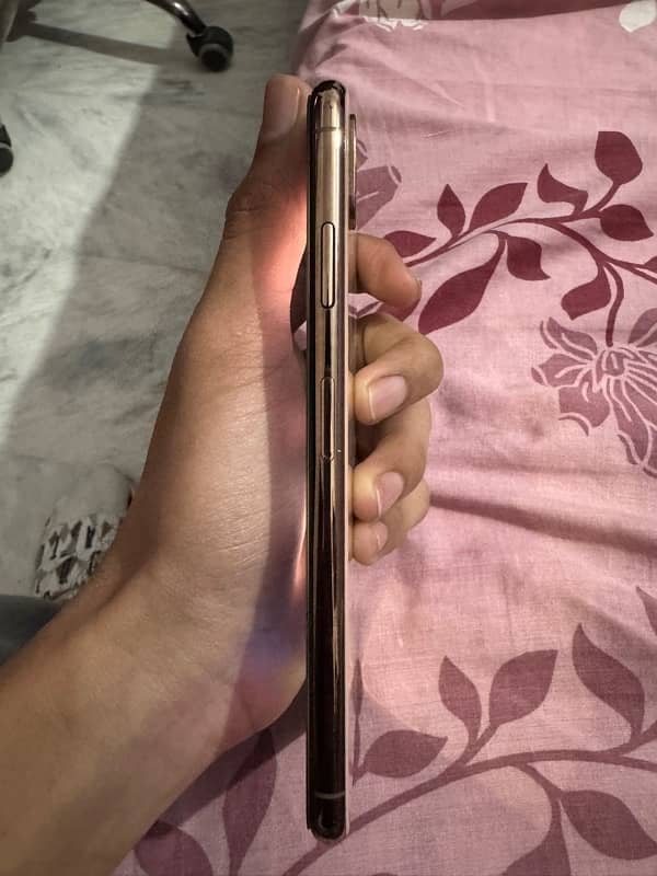 iPhone XS Max Pta approved 7