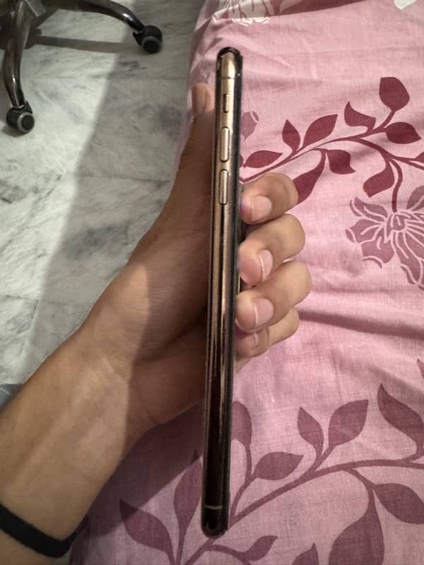 iPhone XS Max Pta approved 11