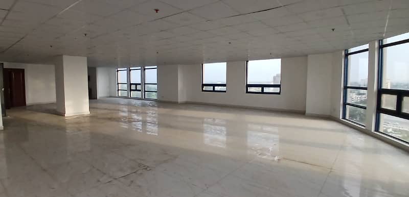 2295 Square Feet Office Space Available For Rent In Gulberg Grand Square Mall, Lahore. 10