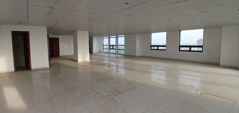 2295 Square Feet Office Space Available For Rent In Gulberg Grand Square Mall, Lahore. 11