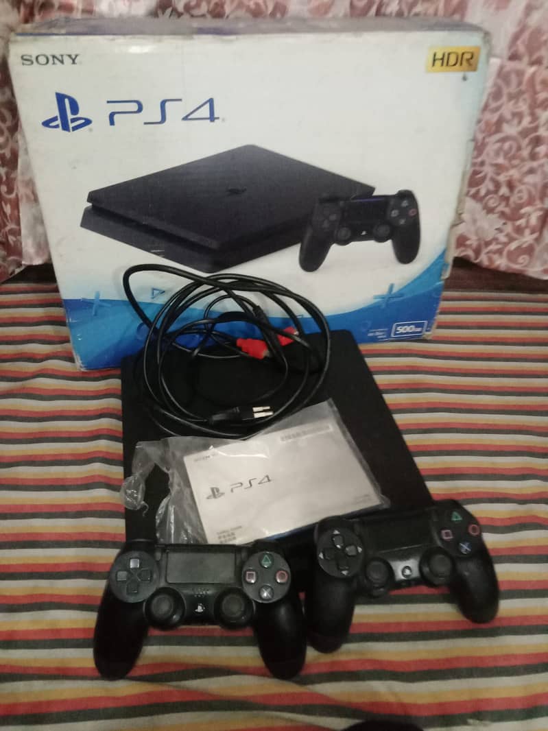 Sony Ps4 500GB console with 2 controller  3