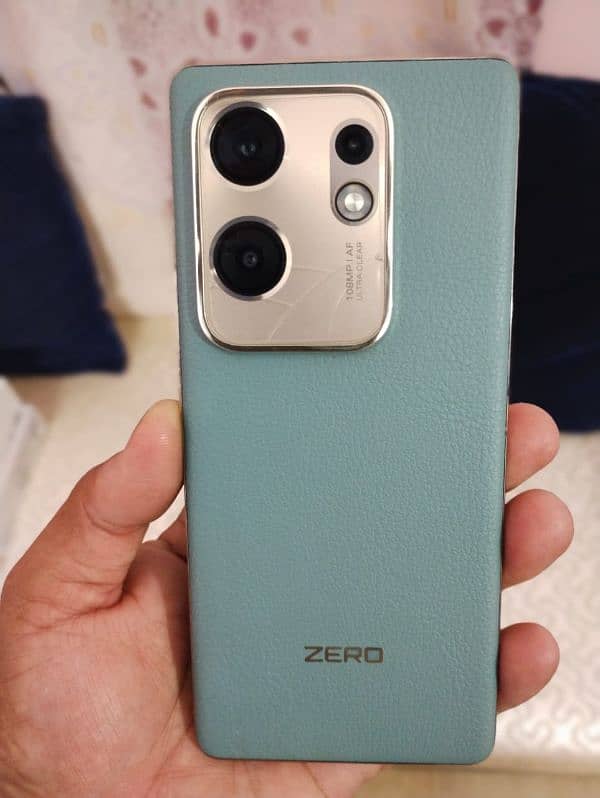 Infinix Zero 30 4G (Complete) 4