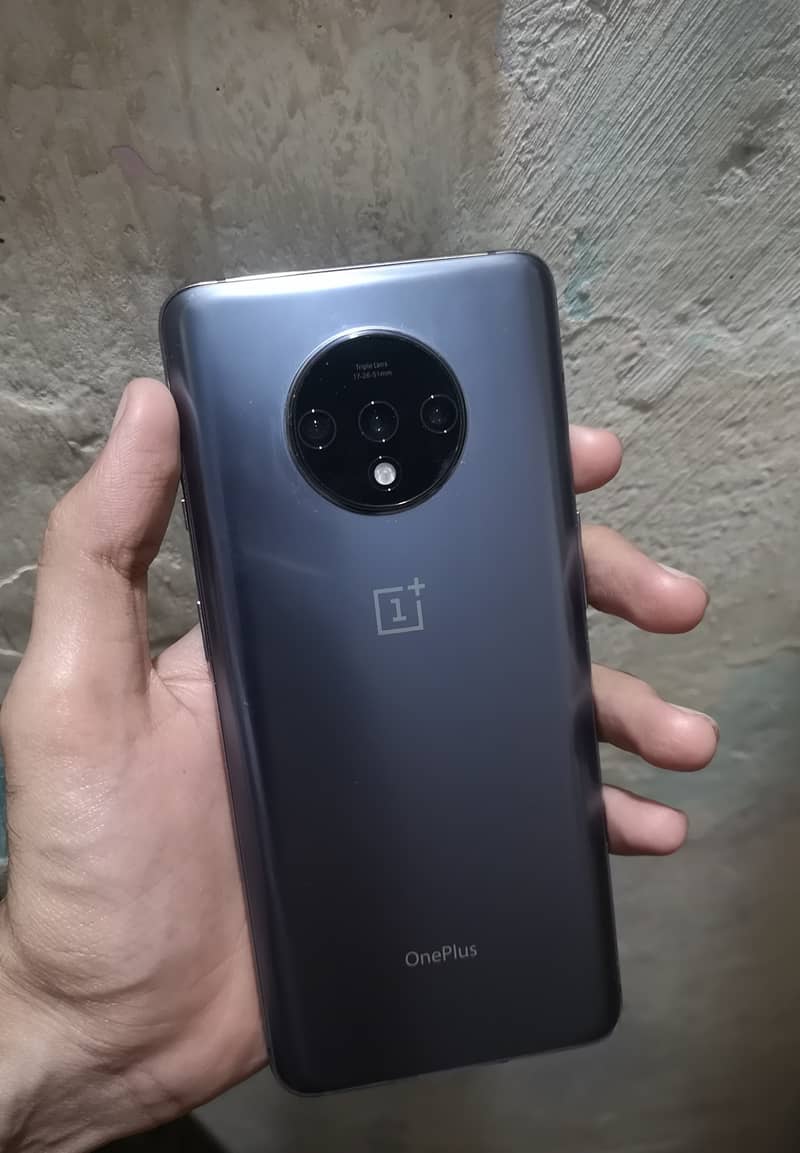 One Plus 7T 1