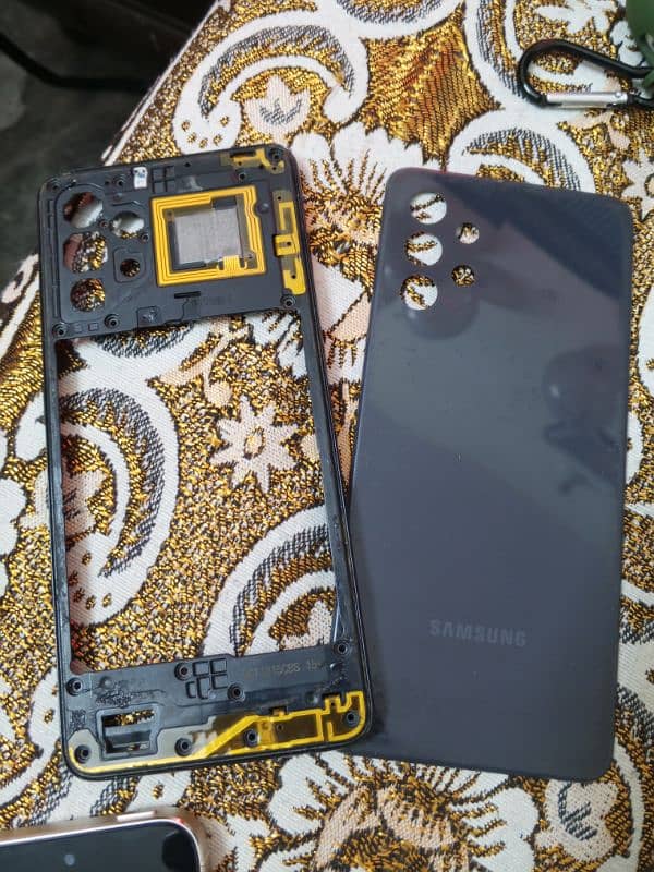 Samsung A32 back or body 0