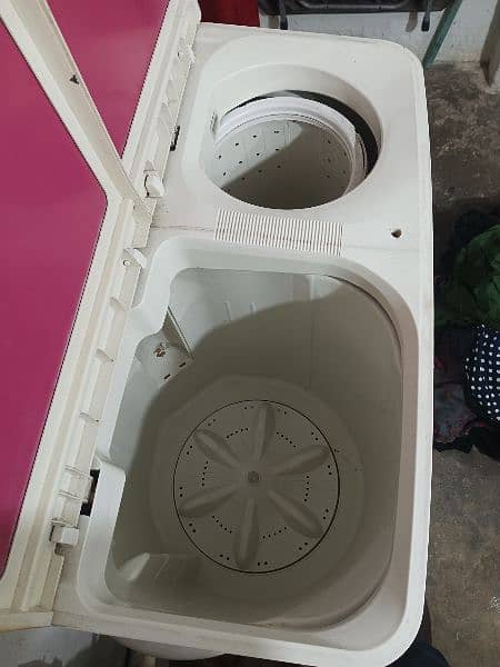 TOYO WASHING MACHINE 1