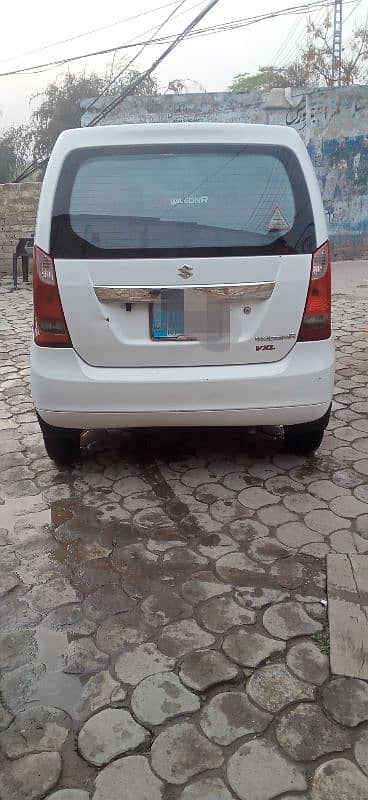 Suzuki Wagon R 2019 1