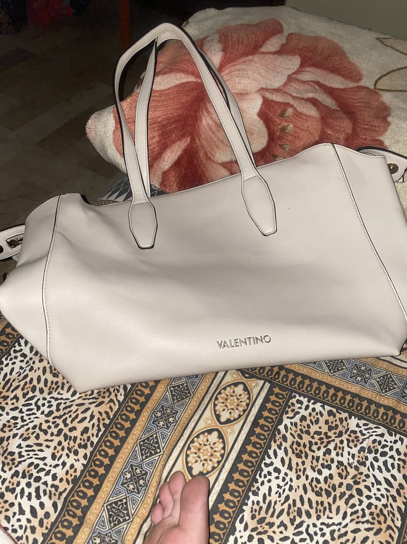 Valentino Arepa Bag 1