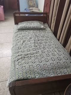 3 Single Beds sizes mentioned in photos