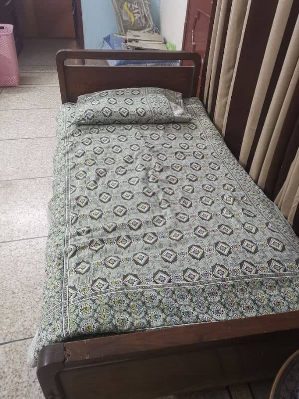 3 Single Beds sizes mentioned in photos 0