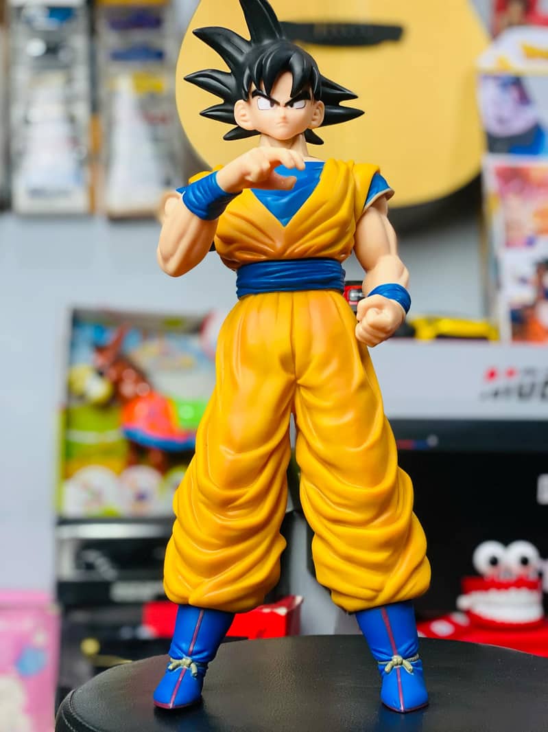 Dragon Ball Z  Super Saiyan Goku ( Action Figures) 11