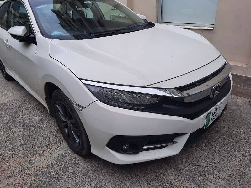 Honda Civic 2019 6