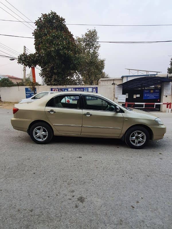 Toyota Corolla 2007 urgent sale Islamabad number. 7