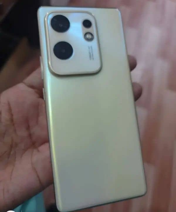 infinix zero 30 bilkul lush condition ha 1