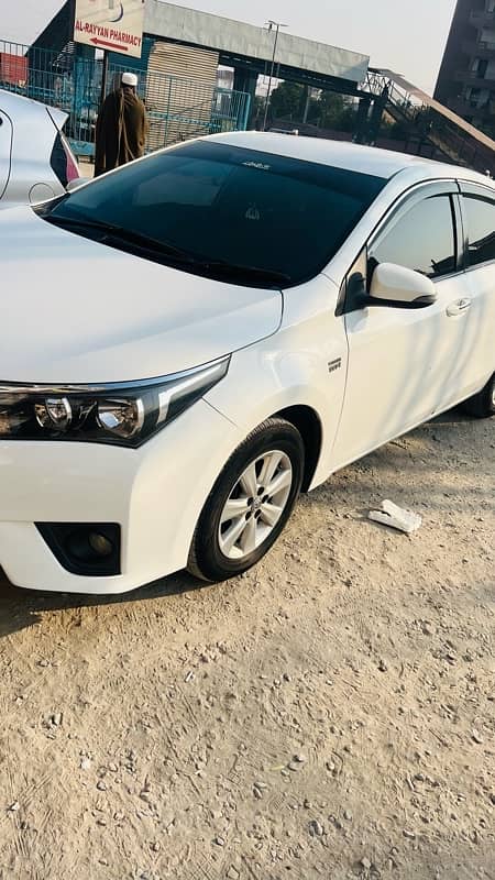 Toyota Corolla Altis 2015 4