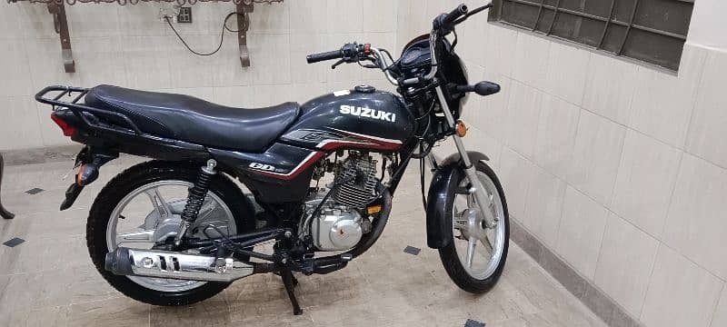 Suzuki GD110s 1