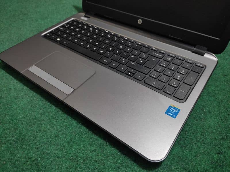 HP 15.6" Core i3 4th Gen 8GB 500GB Hard Numpad 10/10 1