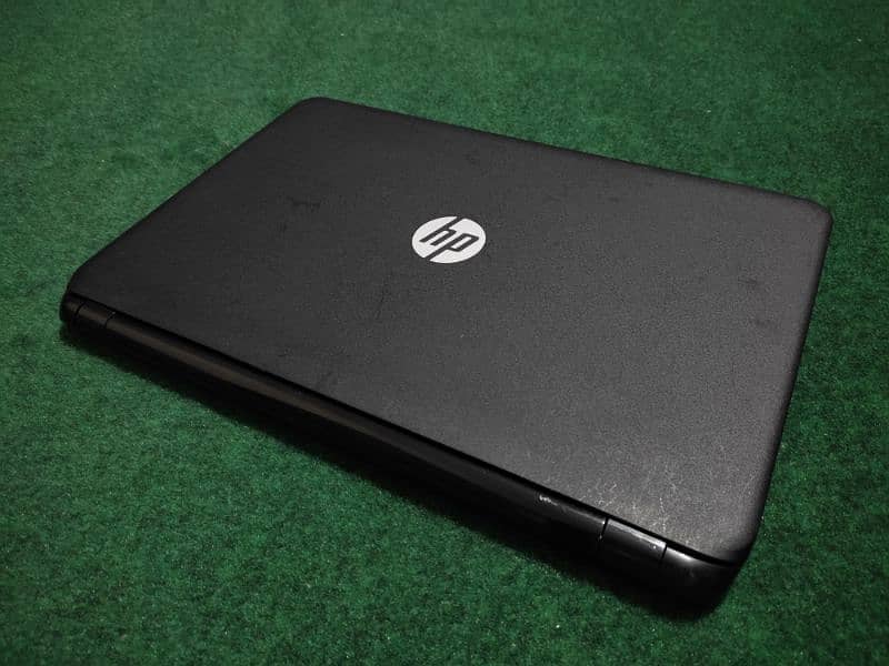 HP 15.6" Core i3 4th Gen 8GB 500GB Hard Numpad 10/10 3